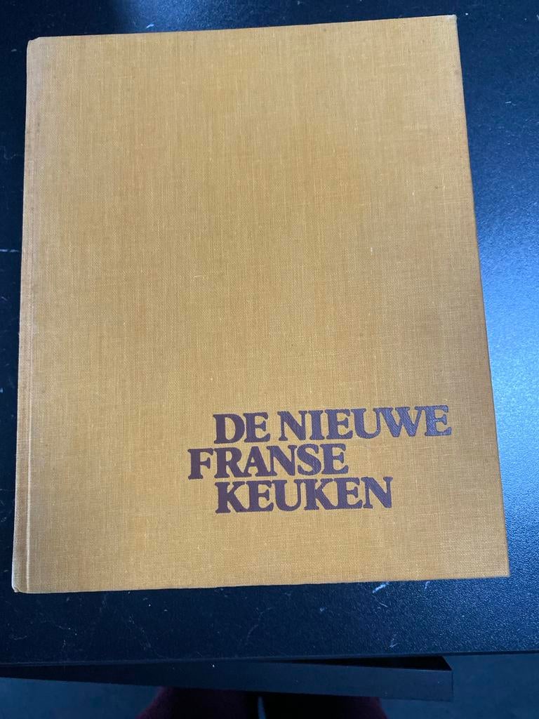 De Nieuwe Franse Keuken - Paul Bocuse Kookboek, Boeken, Kookboeken, Ophalen of Verzenden, Gelezen, Frankrijk, Hoofdgerechten