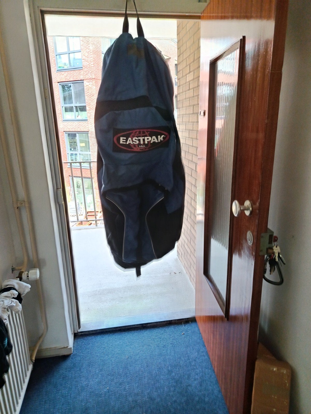 reuze rugzak eastpak reclame voor in een winkel, Ophalen, Zo goed als nieuw, Eastpak, 60 cm of meer