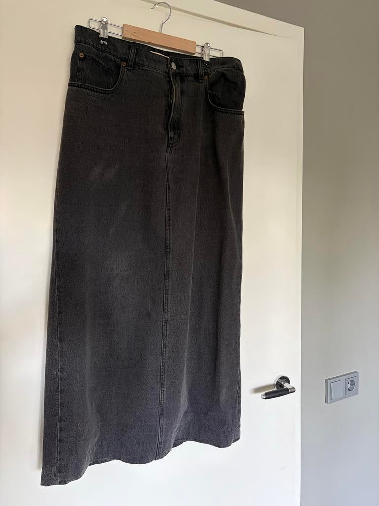 Donkergrijze lange spijkerrok - Maat 38, Kleding | Dames, Rokken, Ophalen of Verzenden, Zo goed als nieuw, Maat 36 (S), Grijs