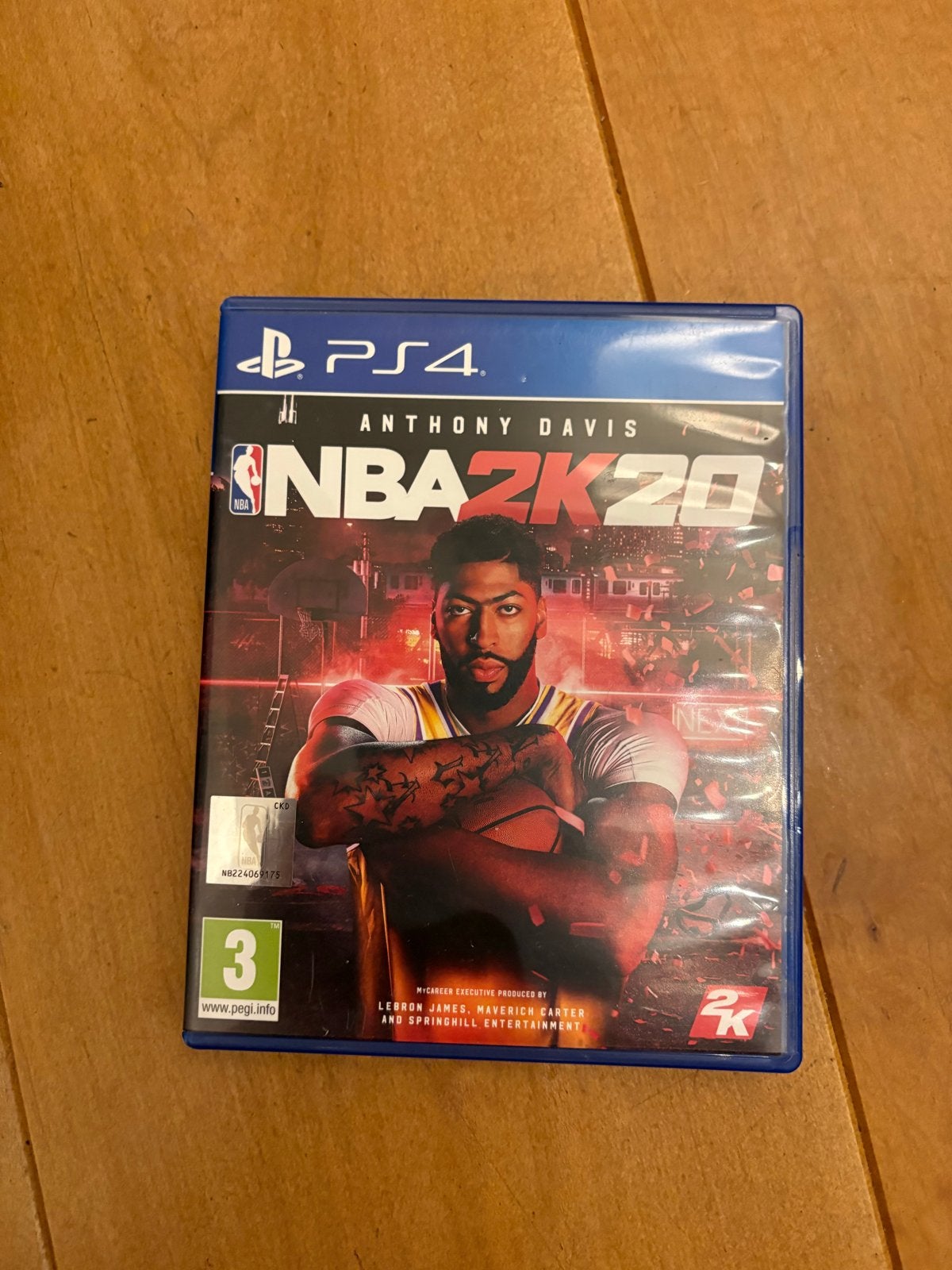 NBA 2K20 PS4 - Basketbalgame met Anthony Davis, Eén computer, Ophalen of Verzenden, Zo goed als nieuw, Sport