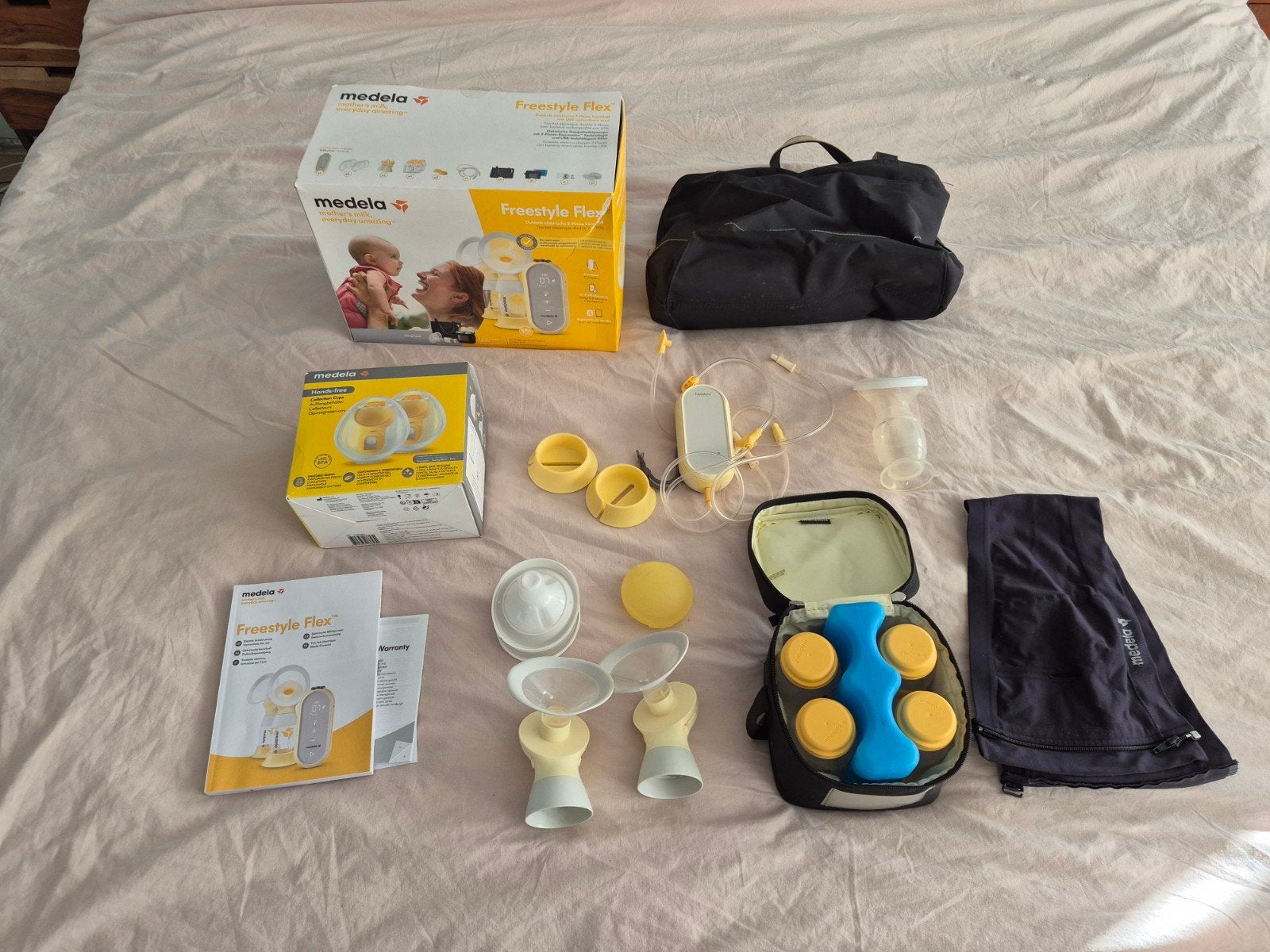 Medela Freestyle Flex Borstkolf Set met Handsfree Cup + Haak, Kinderen en Baby's, Ophalen, Gebruikt
