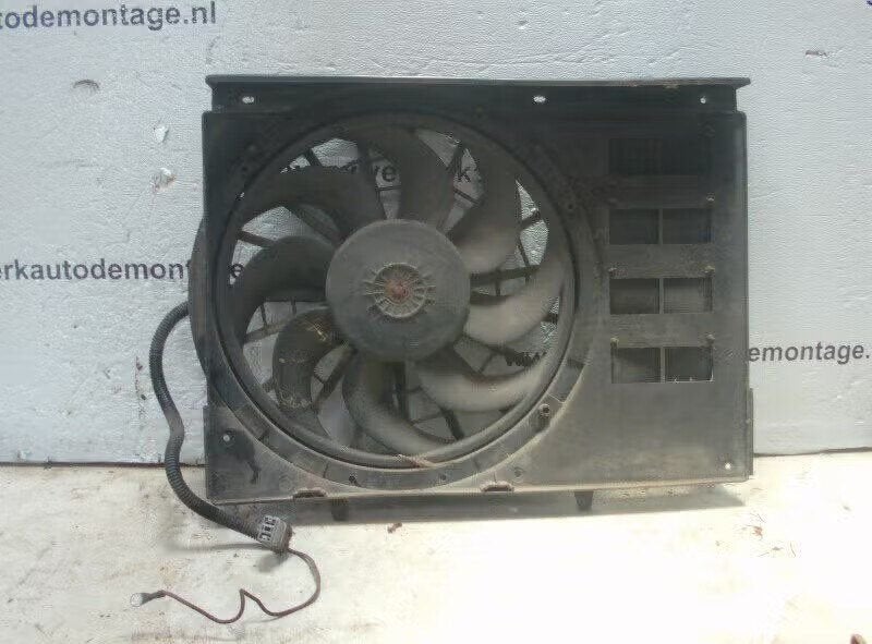KOELVENTILATORMOTOR Volvo 960 I Estate (01-1990/01-1997), Gebruikt, Info@volvocars.com, Ophalen of Verzenden, Volvo