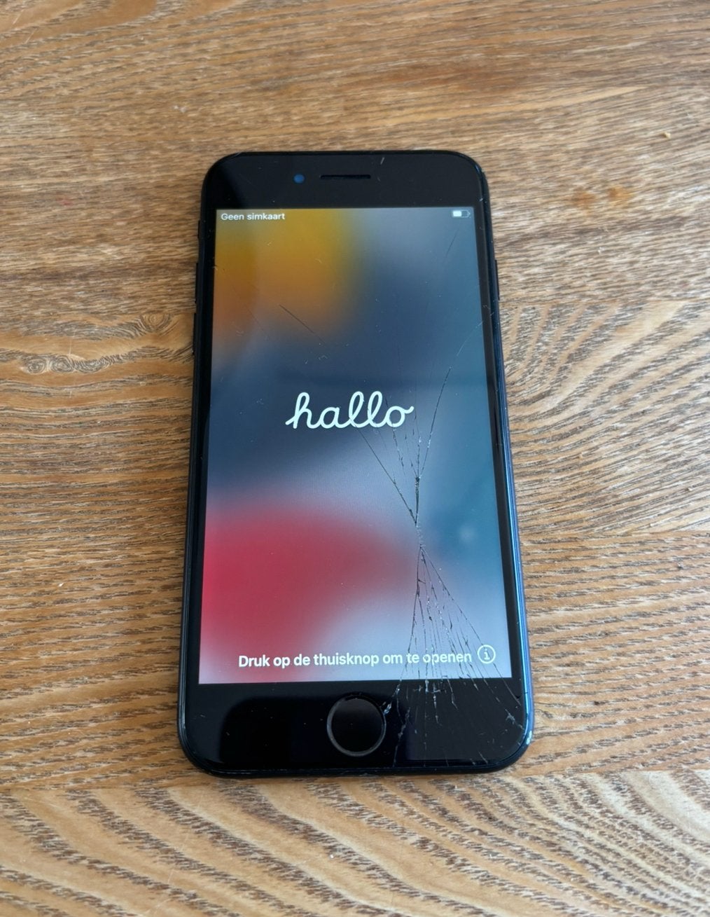 IPhone 7, 32 Gb, scherm gebarsten, Gebruikt, 69 %, Zwart, 32 GB