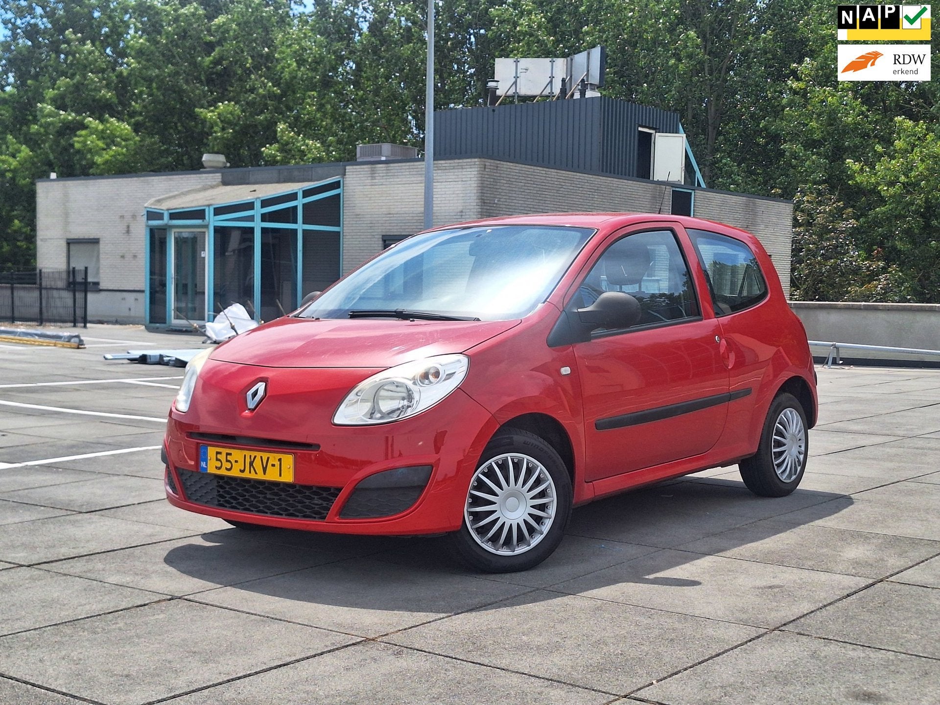 Renault Twingo €2647,- 1.2 Authentique Apk 2027 Airconditi, Voorwielaandrijving, Gebruikt, 31 €/maand, 4 cilinders