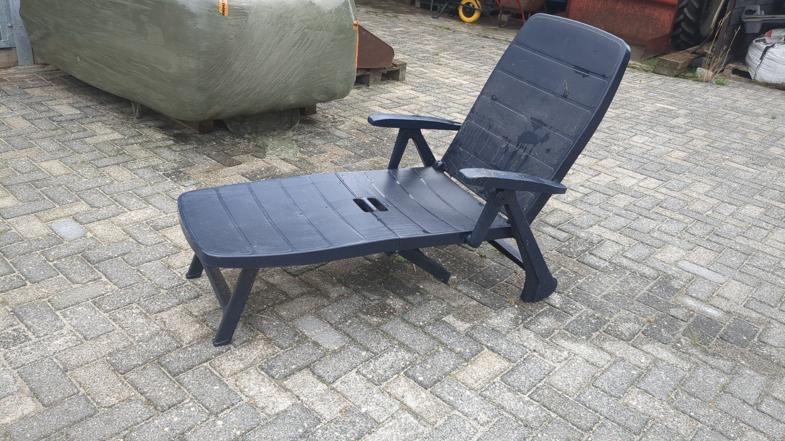 lig stoel gratis, Tuin en Terras, Ligbedden, Ophalen, Kunststof