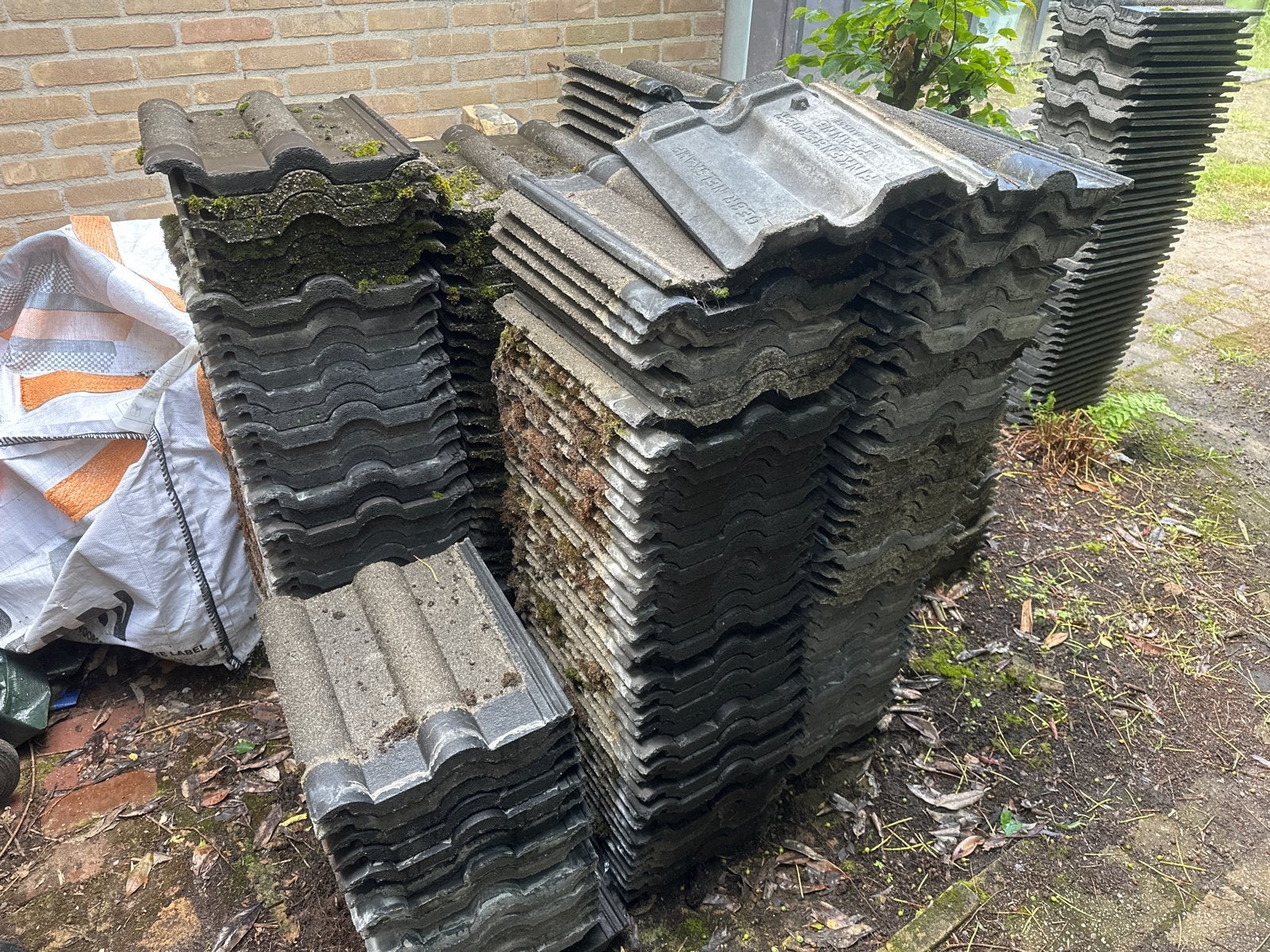 Gebruikte dakpannen - Finkeberger en Gebr. Nelskamp, Ophalen, Gebruikt, Steen of Klei, 15 m² of meer