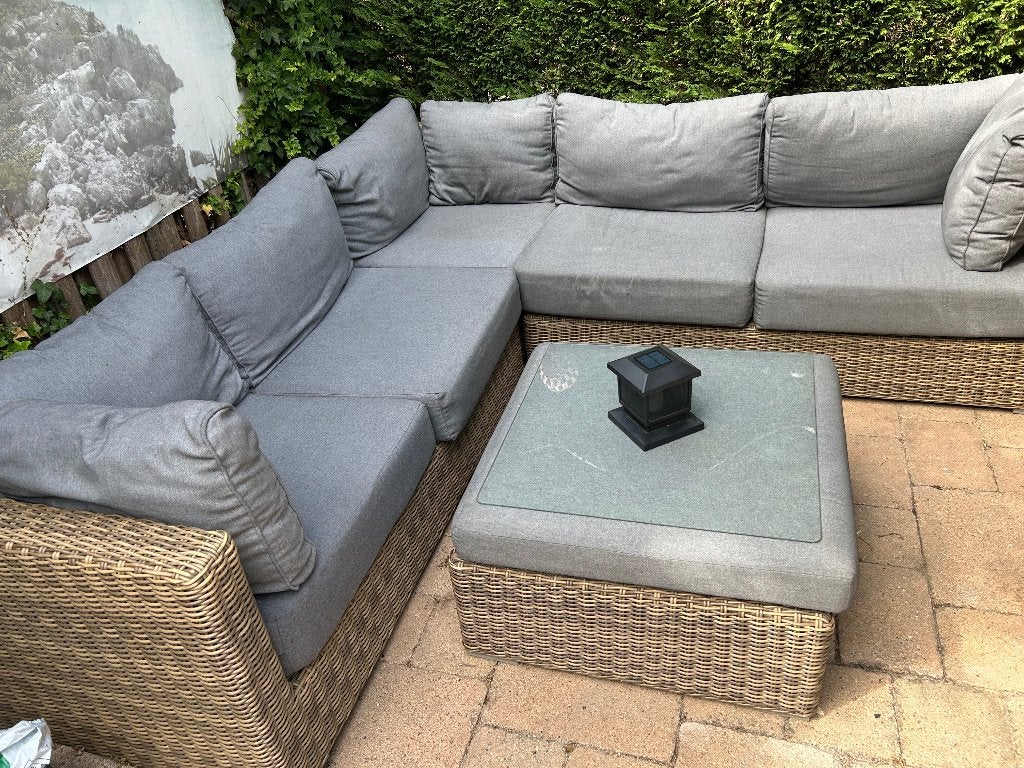 Rotan Loungeset met hocker en glasplaat, Ophalen, Gebruikt, Rotan, Bank