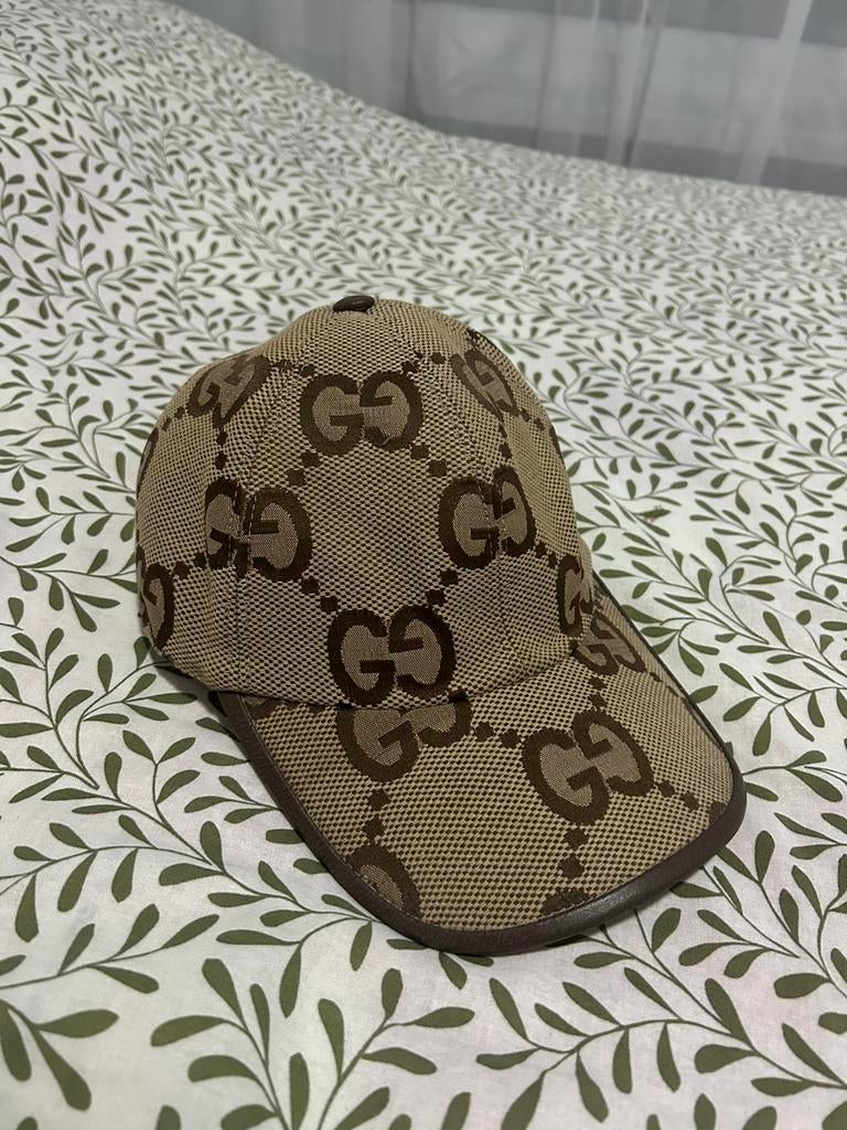 Gucci pet, Ophalen, Zo goed als nieuw