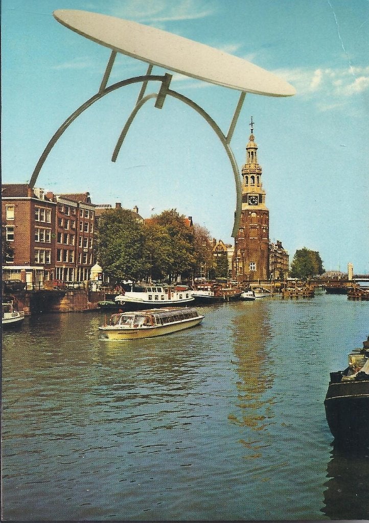 Amsterdam Maison Descartes 1987 Gelopen Ansichtkaart (7709 ), Ophalen of Verzenden, 1980 tot heden, Gelopen, Noord-Holland