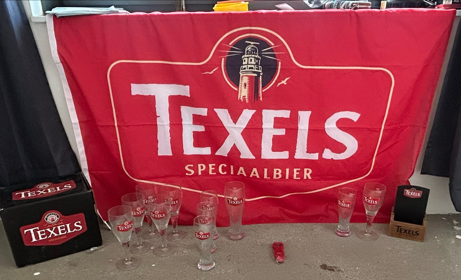 Texels Speciaalbier Collectie: Glazen, Opener, en meer, Ophalen of Verzenden, Gebruikt, Glas of Glazen, Overige merken