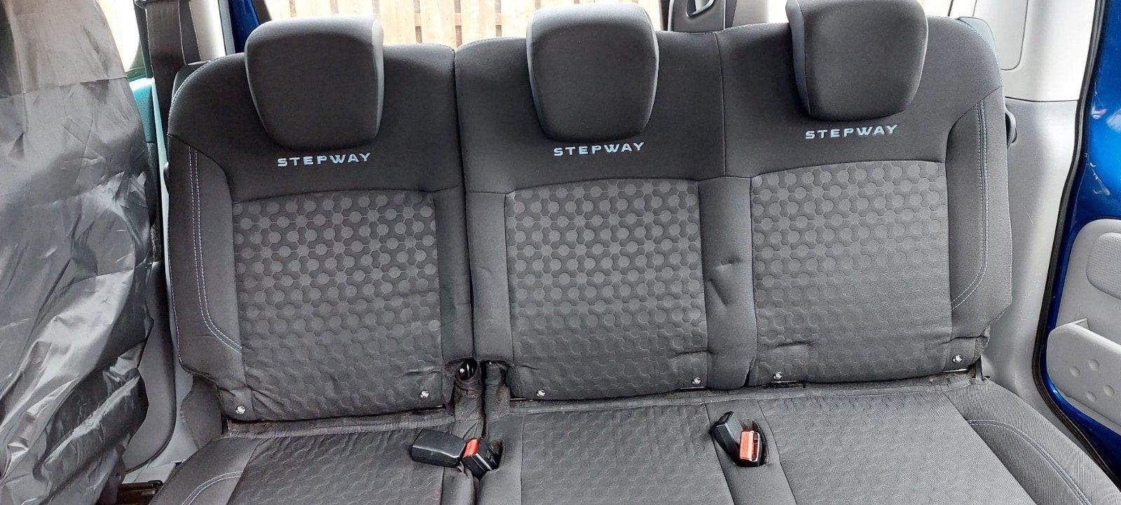 Achterbank Dacia Dokker Stepway - Zo goed als nieuw, Auto-onderdelen, Interieur en Bekleding, Ophalen, Gebruikt, Dacia