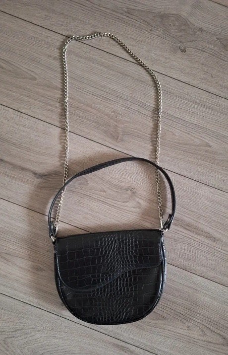 Bershka croco schoudertas zwart ketting trendy, Ophalen of Verzenden, Zo goed als nieuw, Zwart, Overige merken