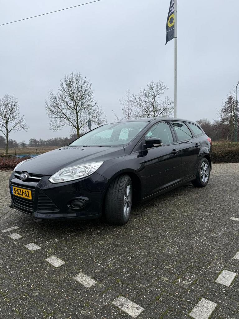 Ford Focus 1.0 Ecoboost 74KW Wagon 2013 Zwart, Auto's, Ford, Particulier, Focus, ABS, Airbags, Airconditioning, Android Auto, Apple Carplay