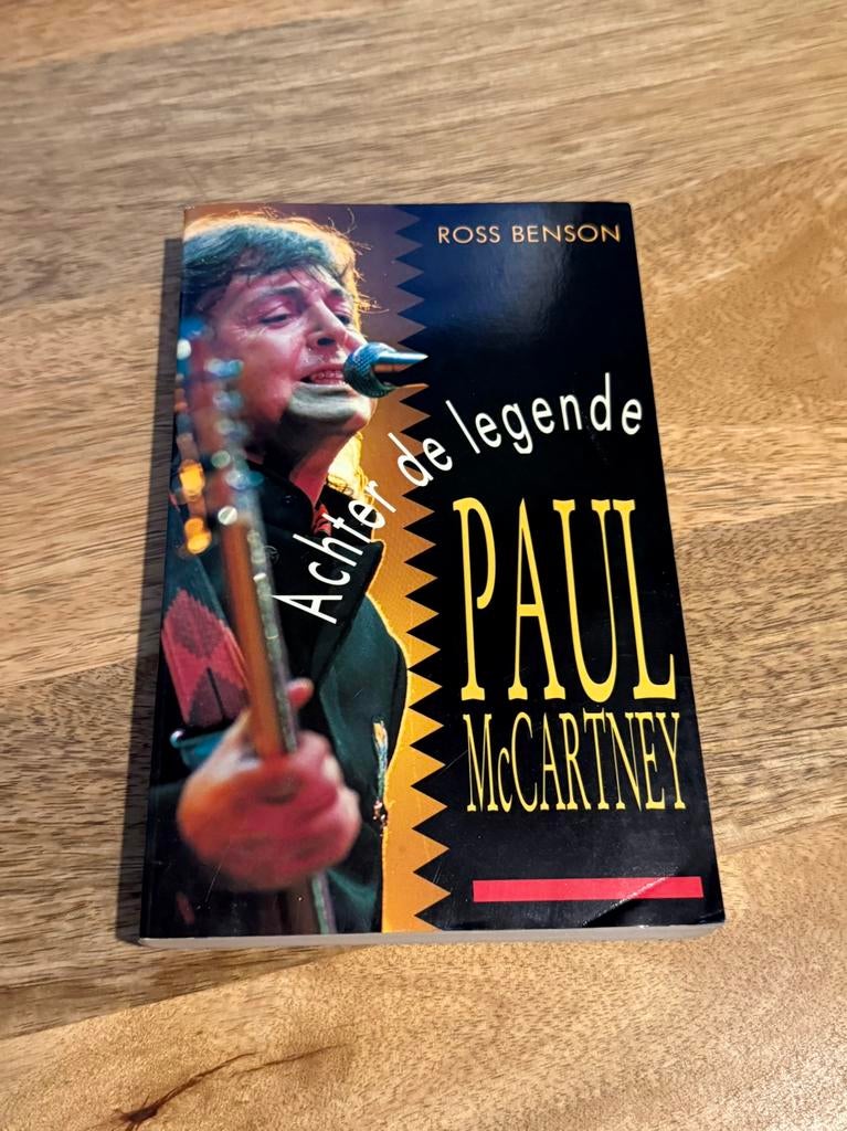 - Paul McCartney - Achter de Legende boek, Ophalen of Verzenden, Zo goed als nieuw, Artiest