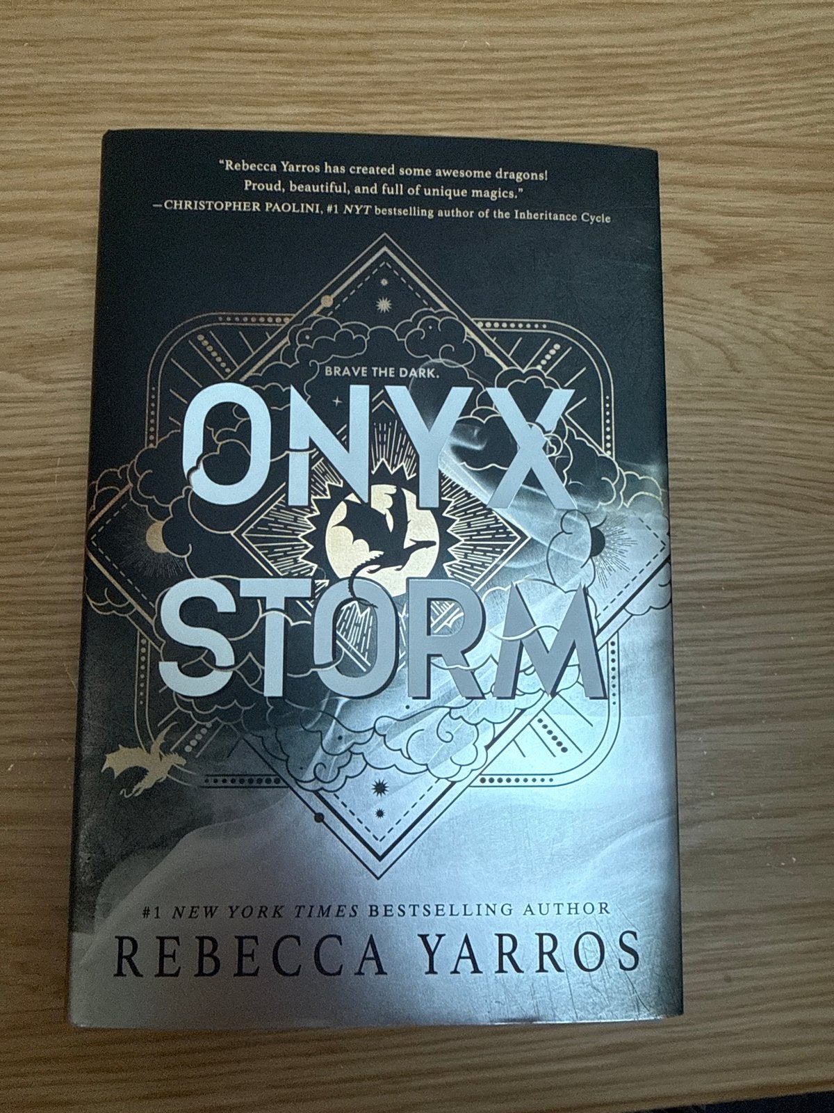 Onyx Storm - Rebecca Yarros exclusive edition 2025, Ophalen of Verzenden, Zo goed als nieuw