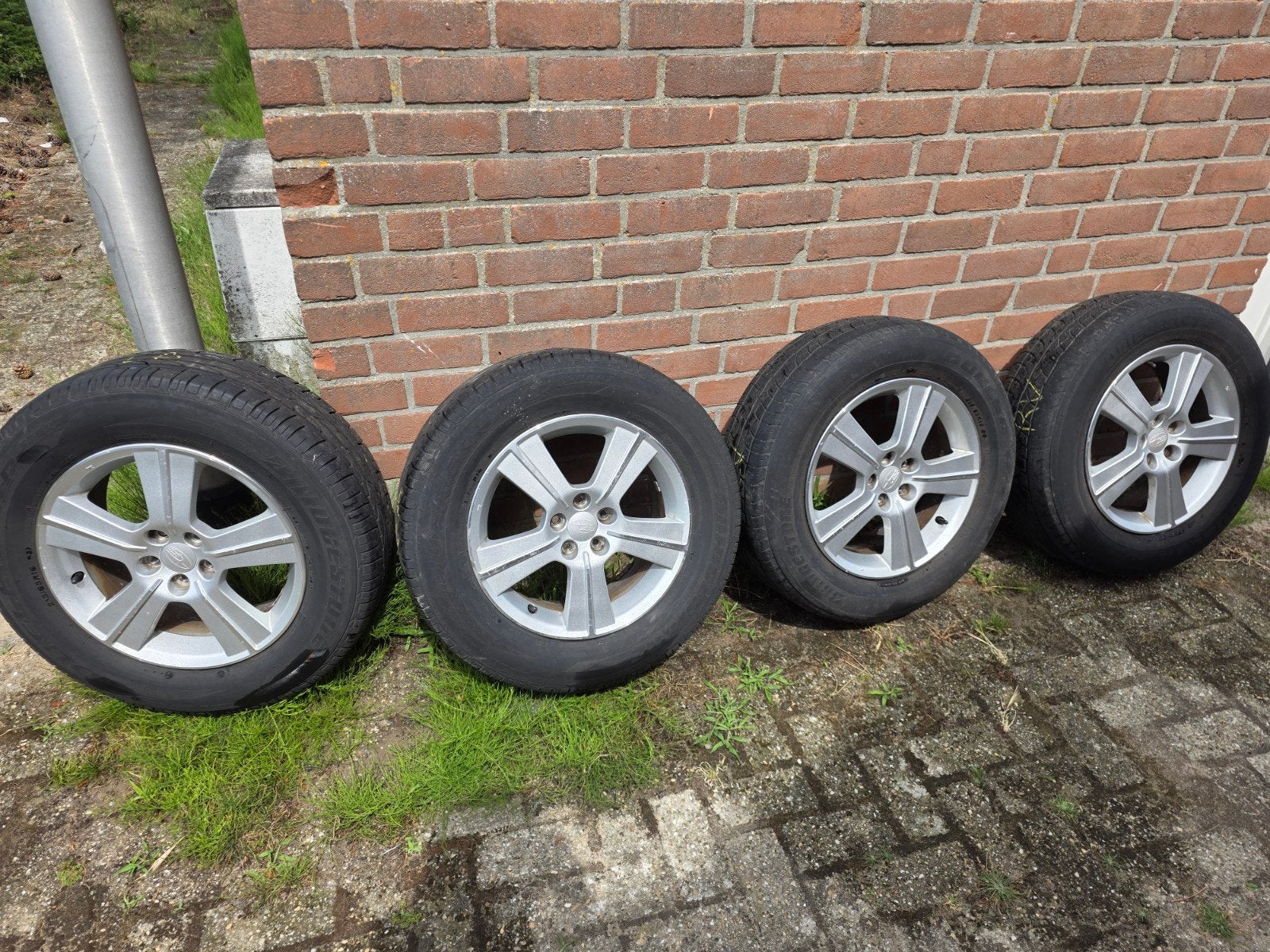 Set van 4 originele Subaru Forester velgen met banden, Ophalen, Gebruikt
