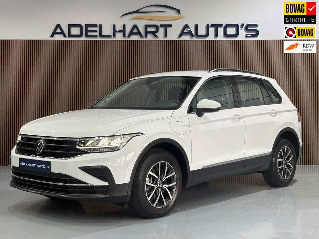 Volkswagen Tiguan 1.4 TSI eHybrid Business / Navigatie full, 1716 kg, Gebruikt, 4 cilinders, Wit