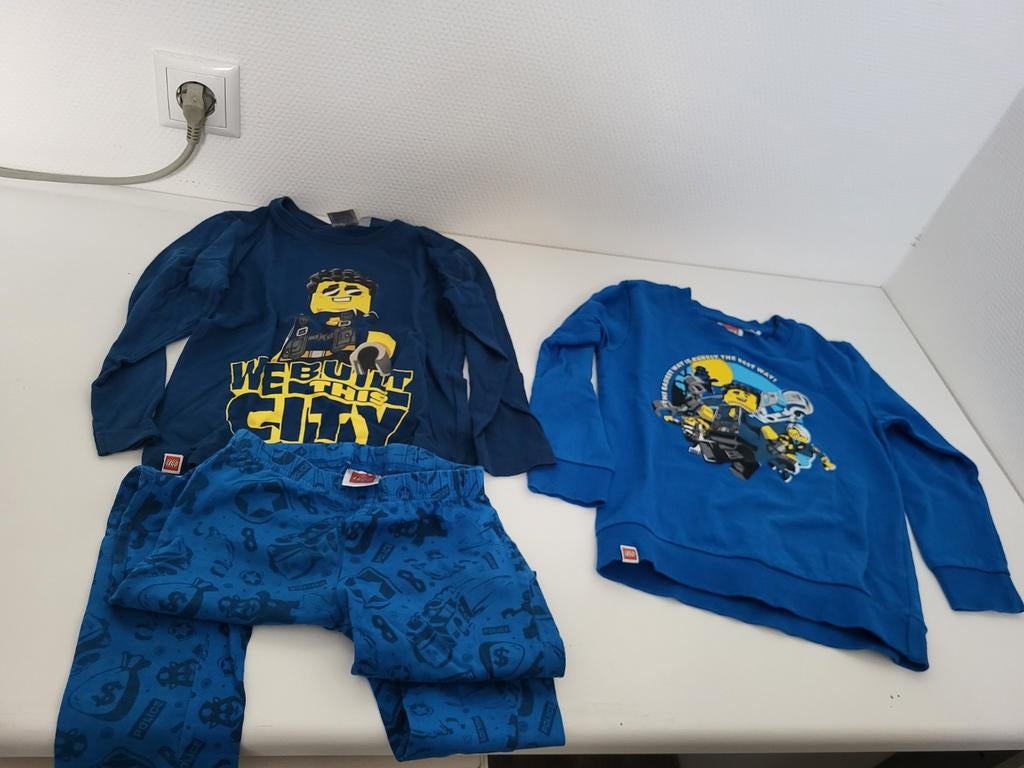 Lego trui en pyjama 98/104, Ophalen of Verzenden, Zo goed als nieuw, Lego Wear, Overige typen