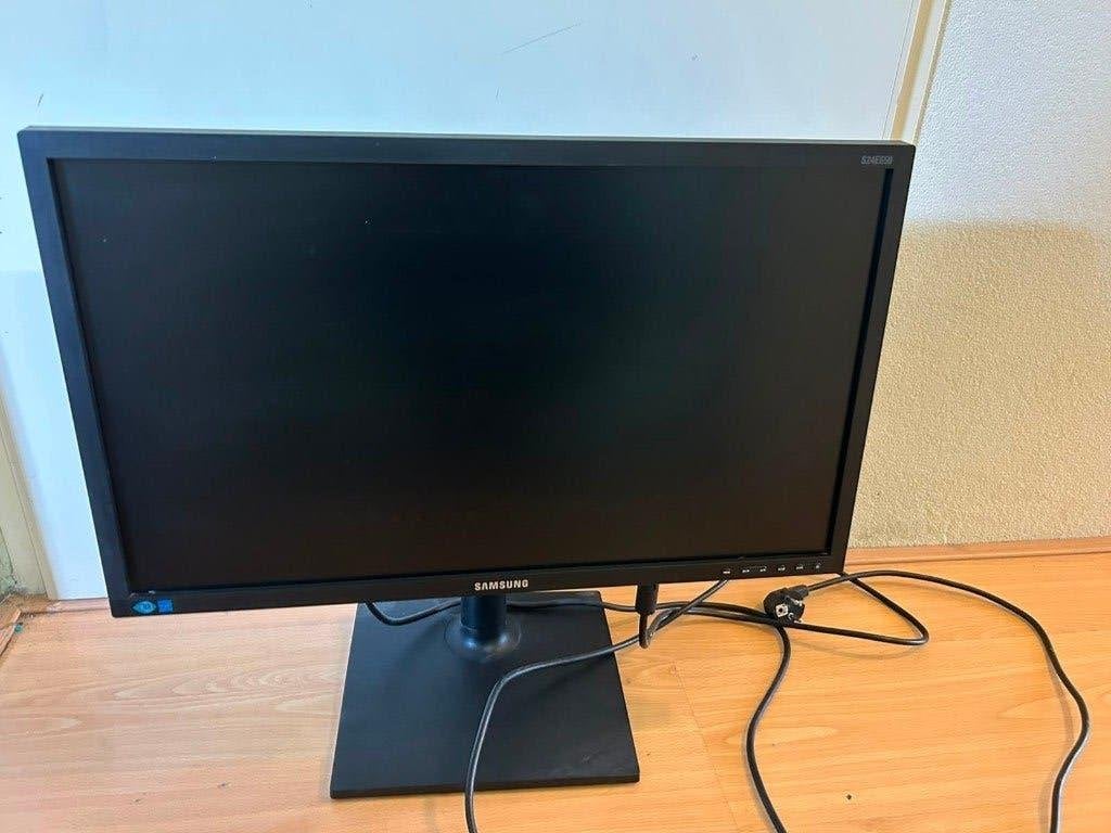 Samsung S24E650PL – 24 inch monitor, Computers en Software, Monitoren, Ophalen, In hoogte verstelbaar, Full HD, Zo goed als nieuw