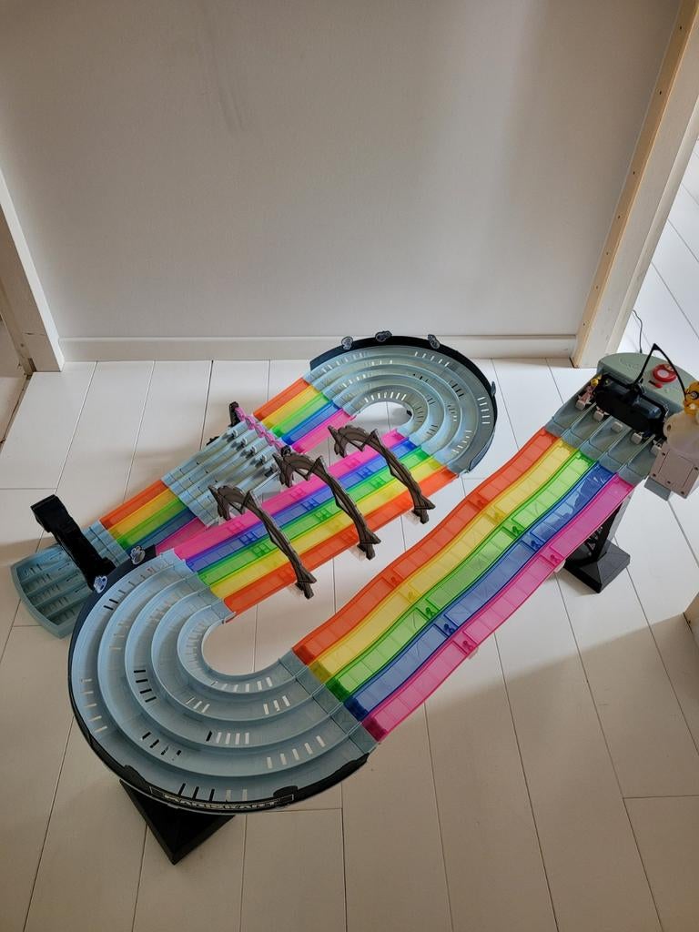 Hot Wheels Mario Kart Regenboogbaan Racebaan, Ophalen, Racebaan, Zo goed als nieuw, Hot Wheels