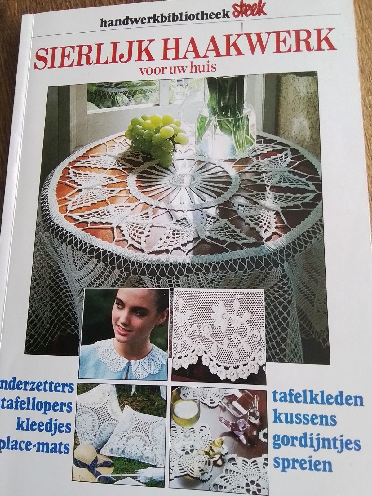 sierlijk haakwerk voor uw huis, Ophalen of Verzenden, Zo goed als nieuw, Haken, Patroon of Boek