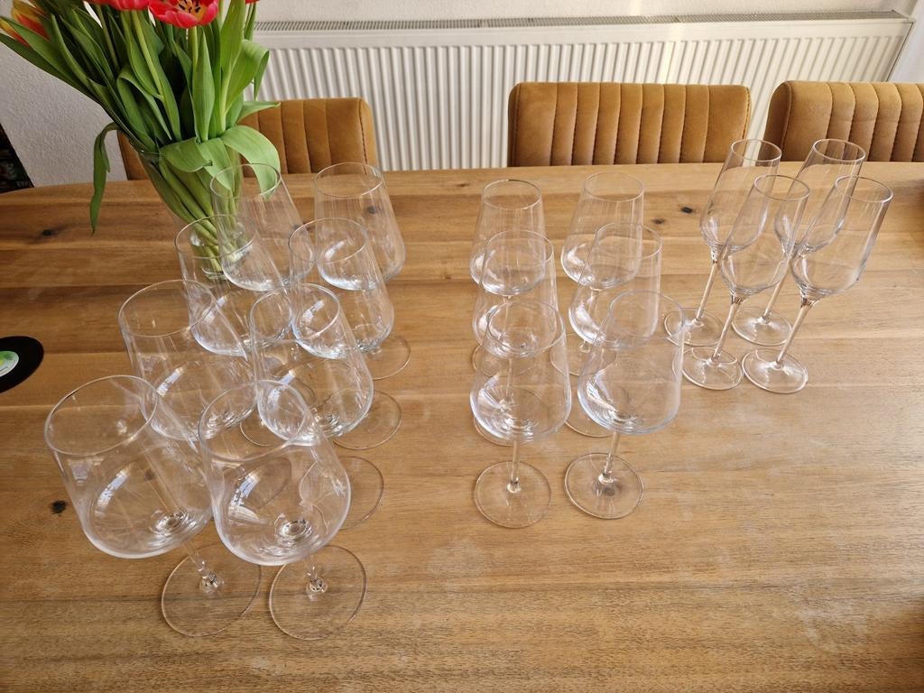 Vivo rode wijnglazen en champagne glazen, Ophalen, Glas of Glazen, Overige stijlen, Glas