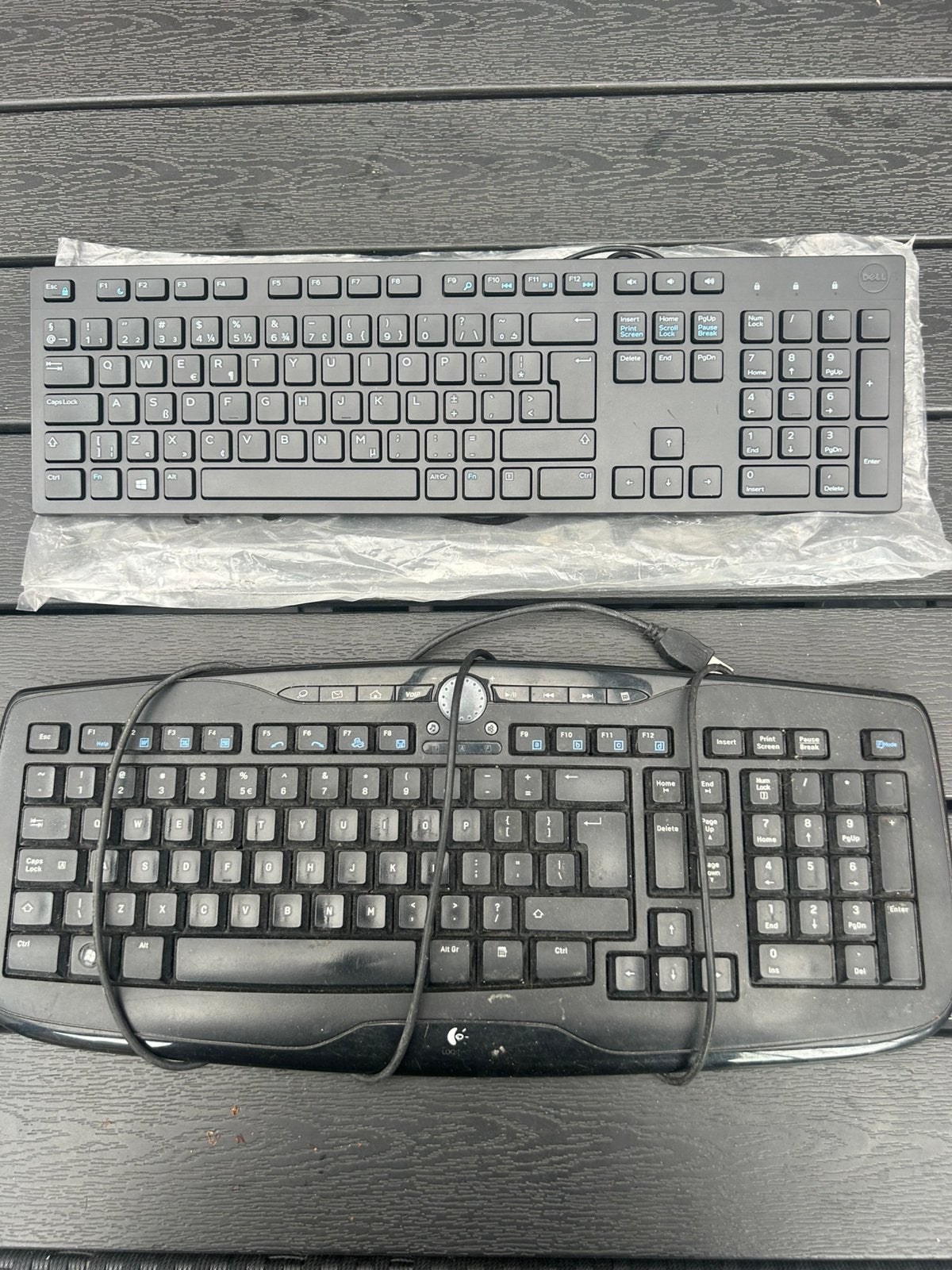 Toetsenbord 1x nieuw 1x oud, Computers en Software, Toetsenborden, Ophalen of Verzenden, Nieuw
