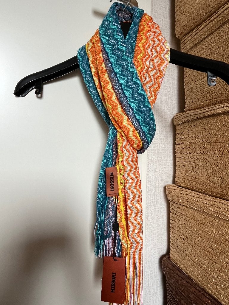Missoni nieuwe sjaal zigzag chevron met gratis verzending, Kleding | Dames, Verzenden, Maat 46/48 (XL) of groter, Nieuw, Missoni