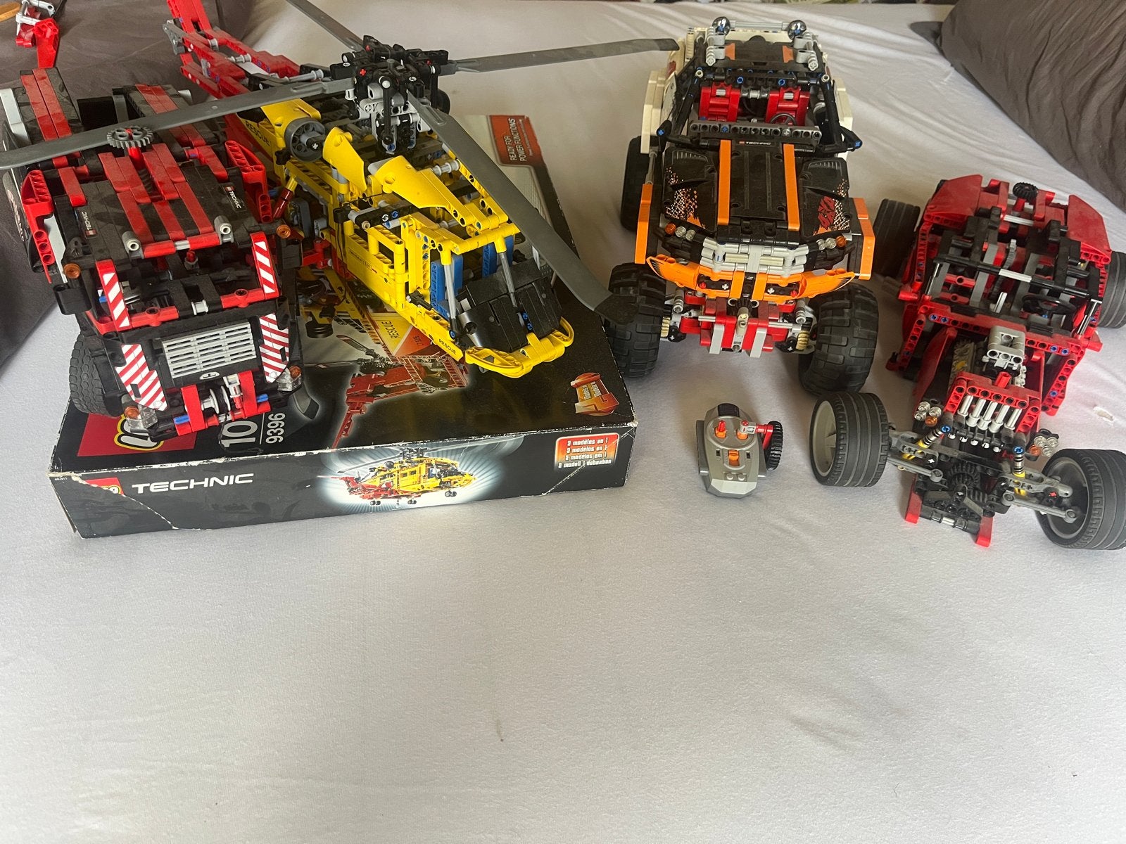 Lego Technic Collectie: Helikopter, Vrachtwagen & Buggy's