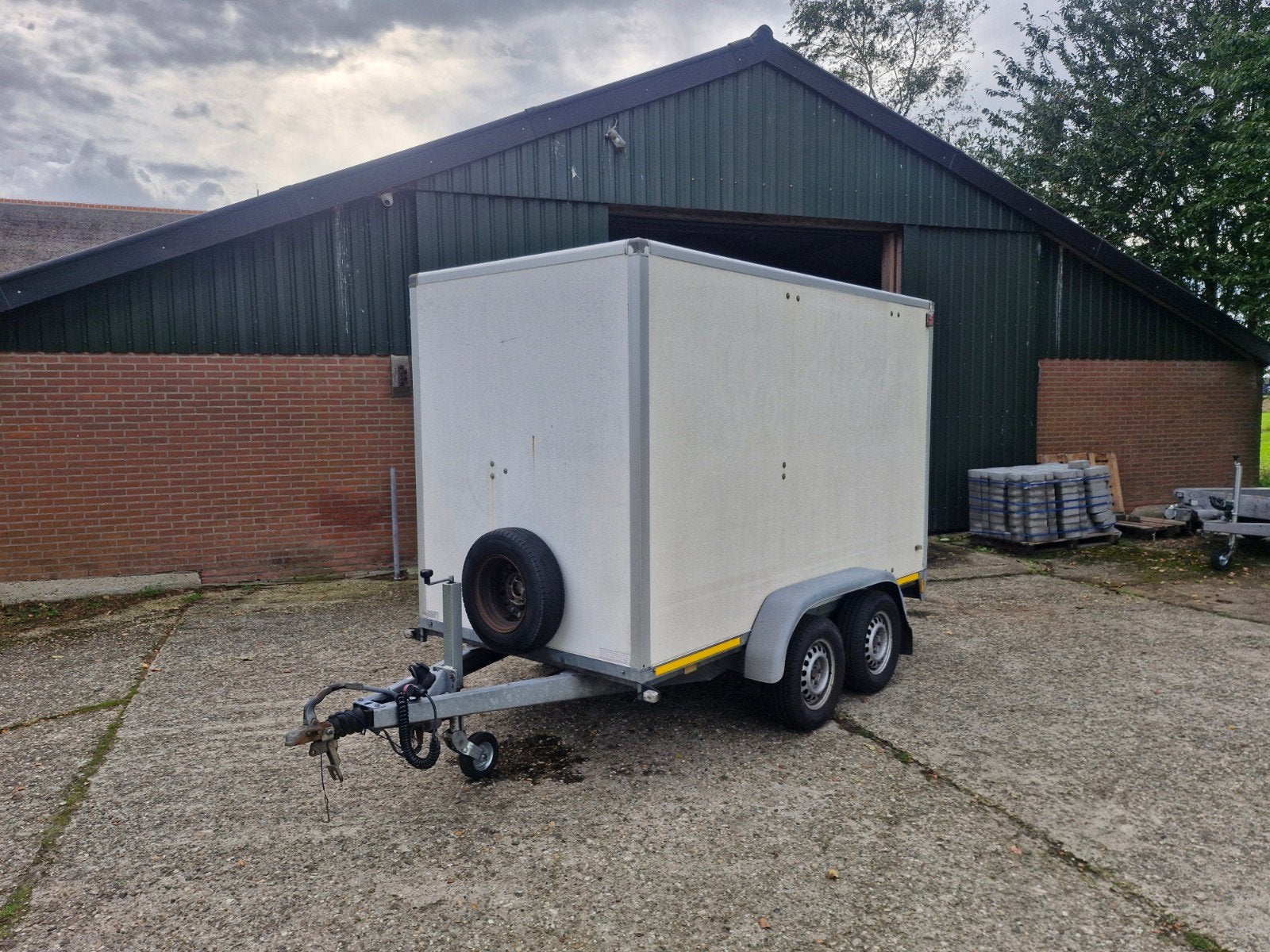 Saris gesloten aanhangwagen 2000kg, Auto diversen, Ophalen, Saris, Gebruikt, -
