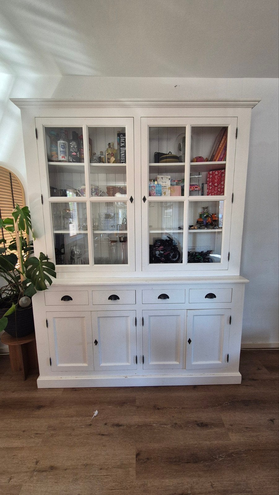 Witte buffetkast met glazen deuren en lades, Ophalen, Gebruikt, Glas, Landelijk