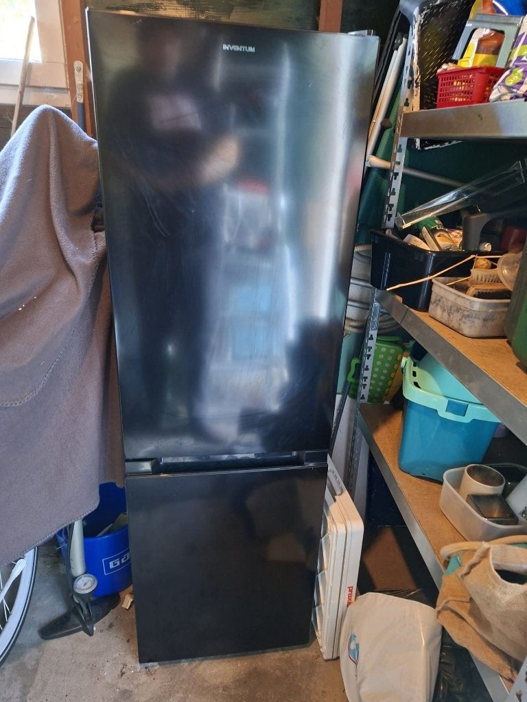 Inventum KV1500B koel-vriescombinatie 174 liter Zwart, Ophalen, 150 tot 200 liter, Zo goed als nieuw, 140 tot 160 cm