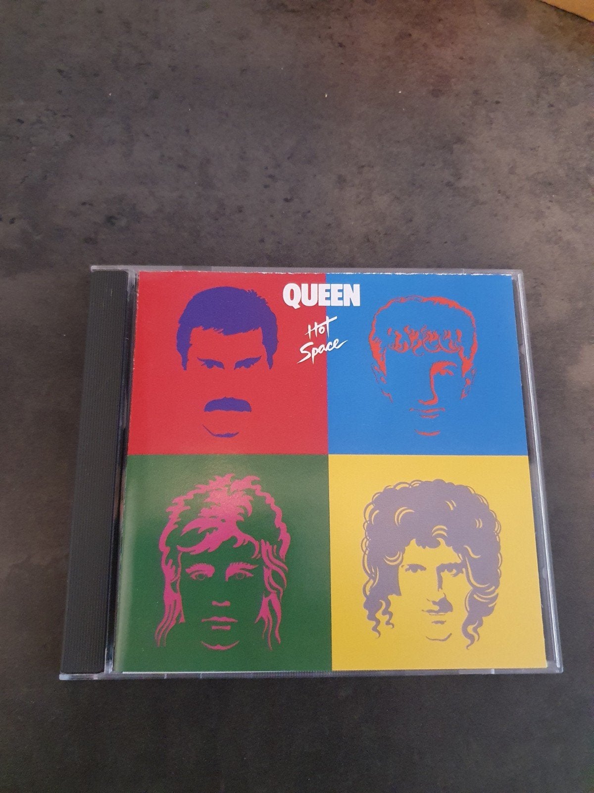 Queen cd - Hot Space, Ophalen of Verzenden, Zo goed als nieuw, Poprock