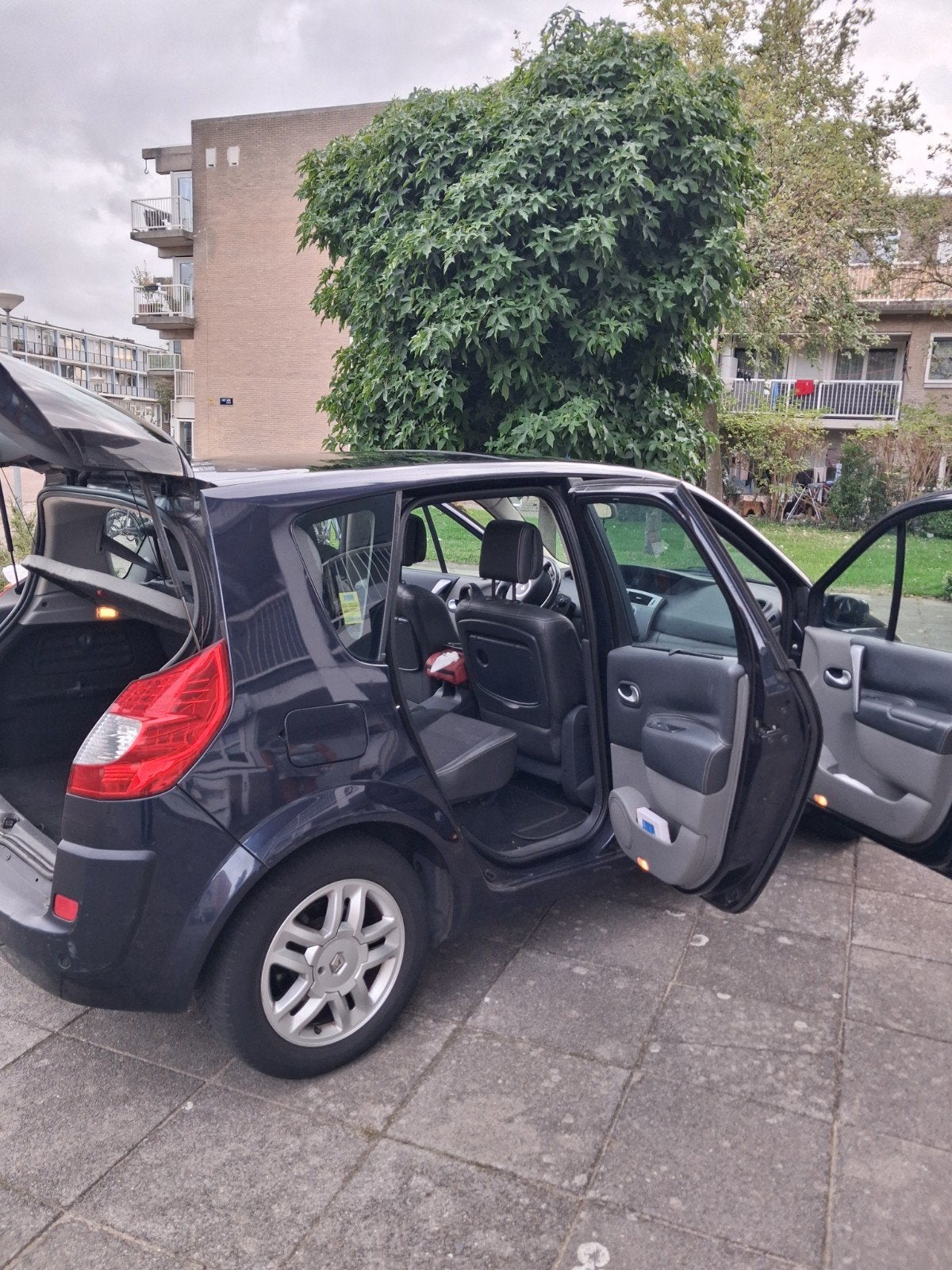Particulier,, Auto's, 135 pk, 1250 kg, Zwart, 4 cilinders