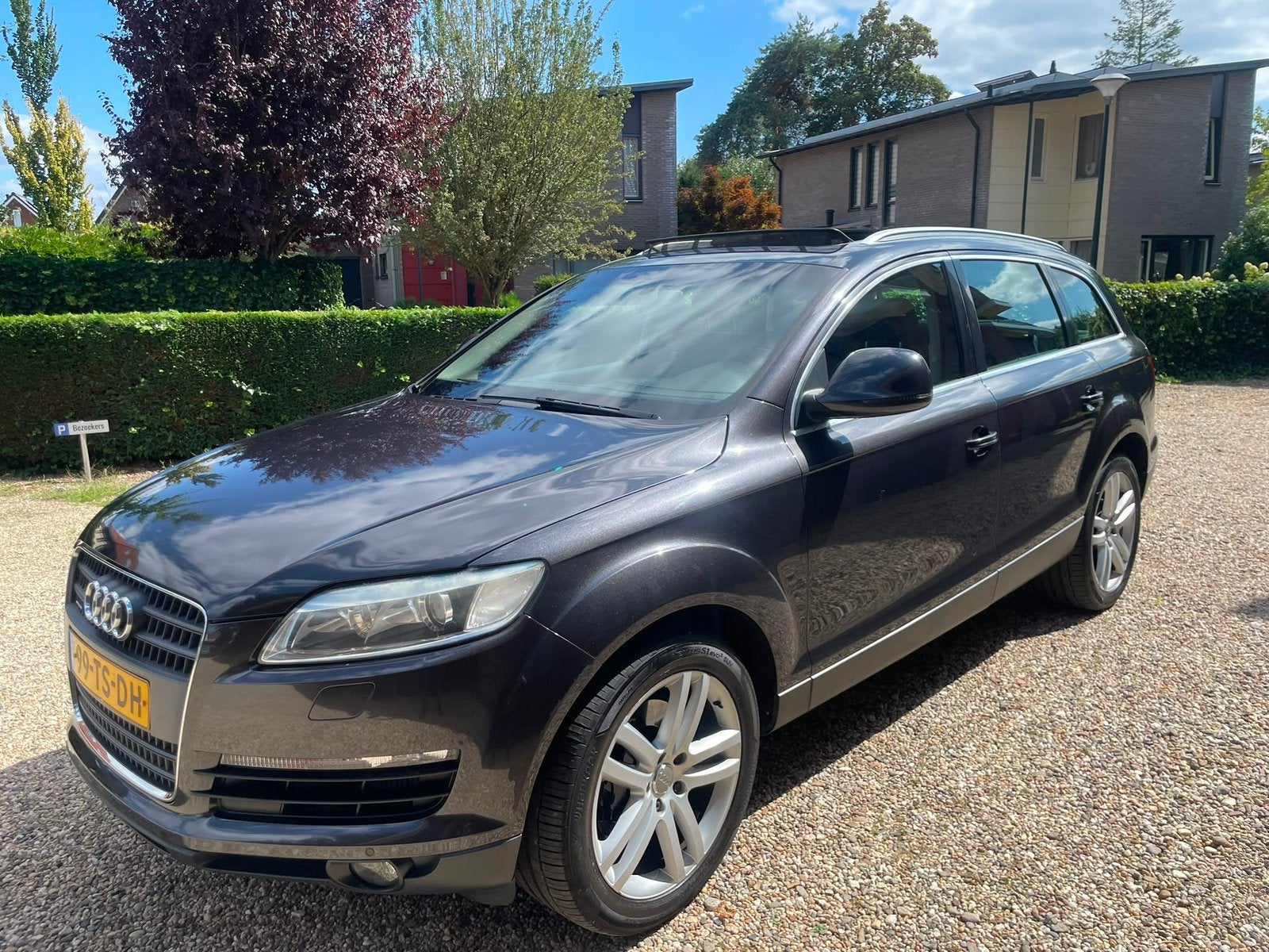 Audi Q7 3.0 TDI Quattro Tiptronic 6/7ST 2007 Grijs, Auto's, Automaat, Dealer onderhouden, 232 pk, Zwart