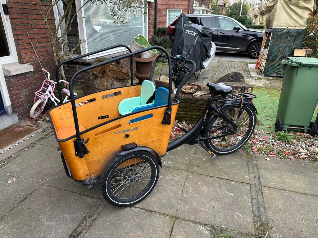 Vogue Superior 3 elektrische bakfiets, Fietsen en Brommers, Fietsen | Bakfietsen, Ophalen, Zo goed als nieuw, 4 kinderen of meer