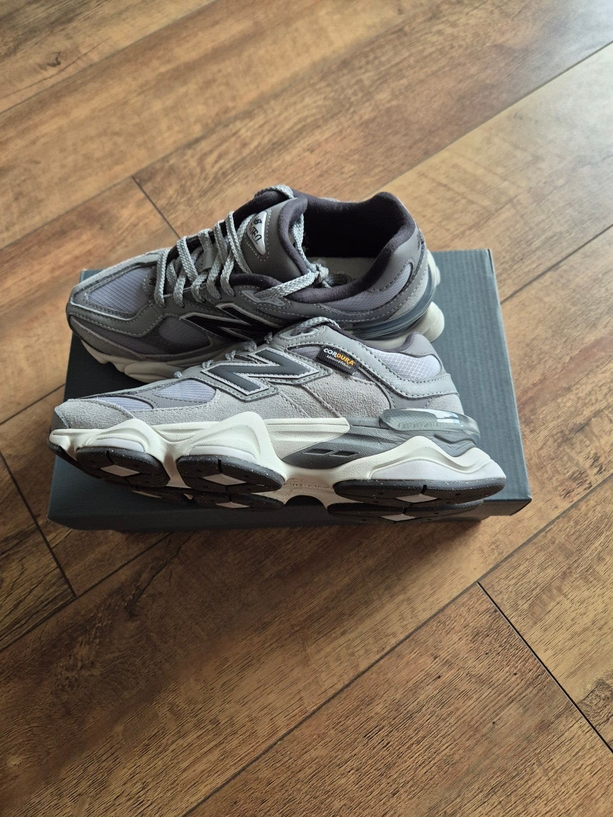 New Balance 9060 Grijs - Maat 38, New Balance, Ophalen of Verzenden, Grijs, Sneakers of Gympen