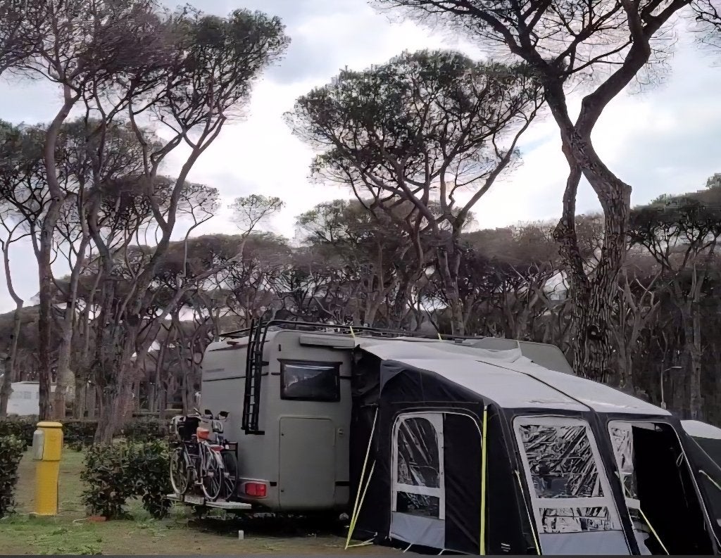 De Dometic Pro Air Annexe is een opblaasbare camper voortent, Caravans en Kamperen, Ophalen, Gebruikt