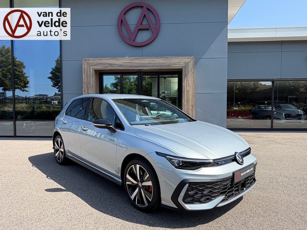 Volkswagen Golf 1.5 272pk eHybrid GTE | Trekhaak | Led mistl, Auto's, 12 maanden, 77 km/l, Zwart, 4 cilinders