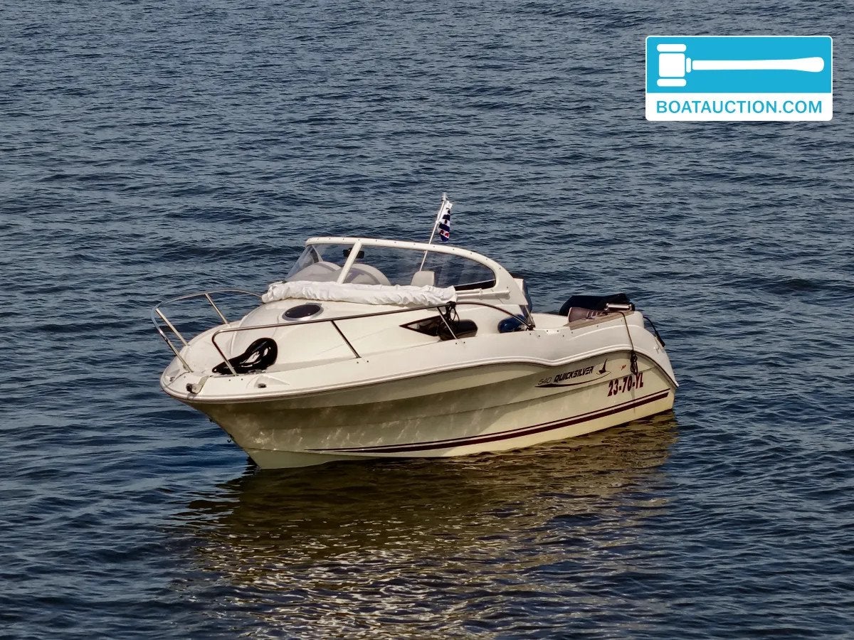 Quicksilver 540 Cabin, Watersport en Boten, 70 cm, Gebruikt, Overige brandstoffen, Boatauction.com