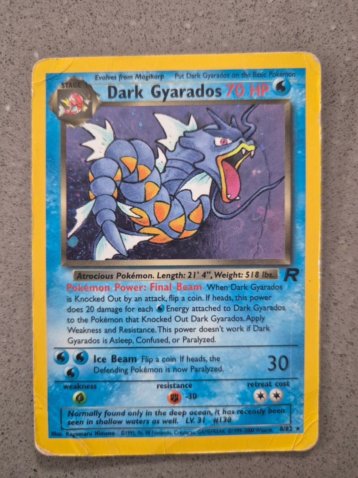 Dark Gyarados 8/82 Holo Pokémon Kaart - Beschadigd, Hobby en Vrije tijd, Ophalen of Verzenden, Gebruikt, Losse kaart, Foil