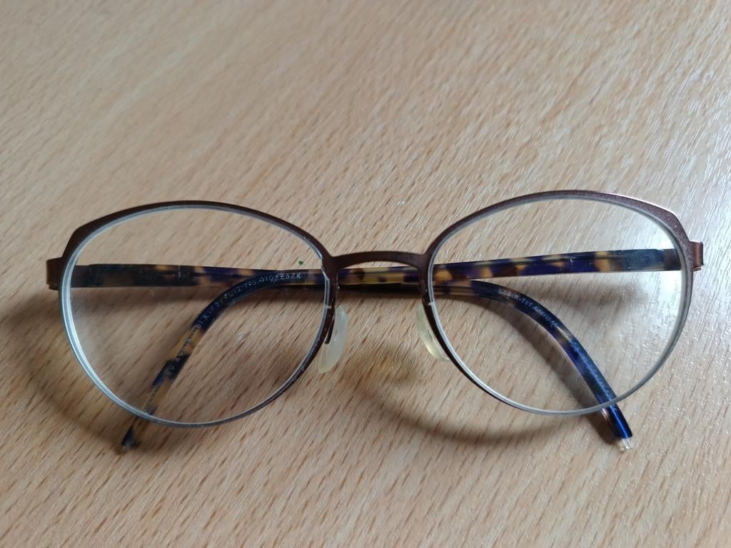 Lindberg Strip Titanium bril - Elegant en Lichtgewicht, Overige merken, Gebruikt, Beige, Ophalen of Verzenden