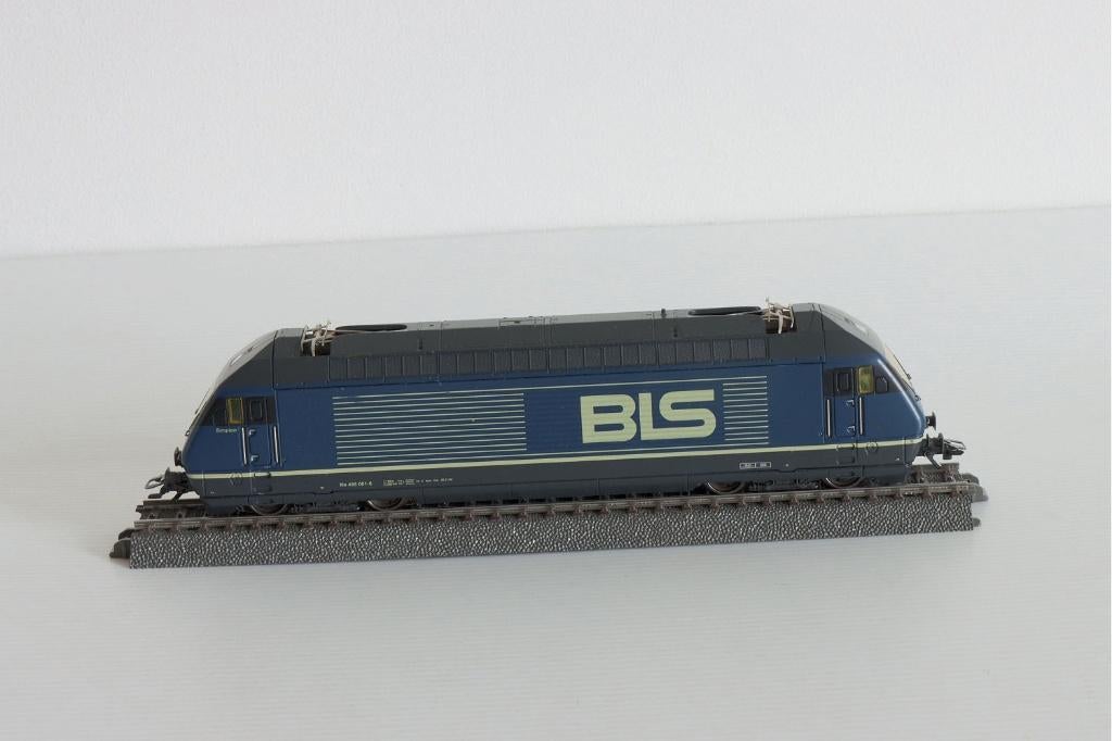 Märklin 3463 H0 AC E-Lok Serie 465 der BLS, Wisselstroom, Locomotief, Ophalen of Verzenden, Zo goed als nieuw