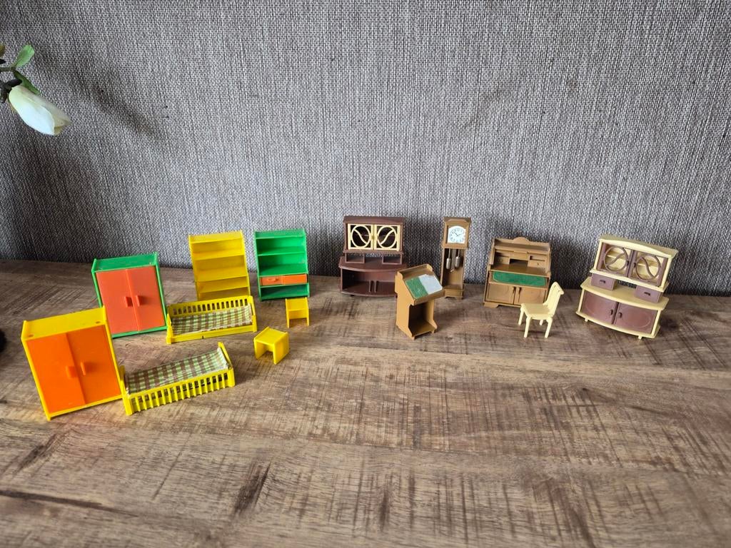 Vintage Poppenhuis meubeltjesVaste prijs€15euro, Verzenden, Gebruikt, Poppenhuis