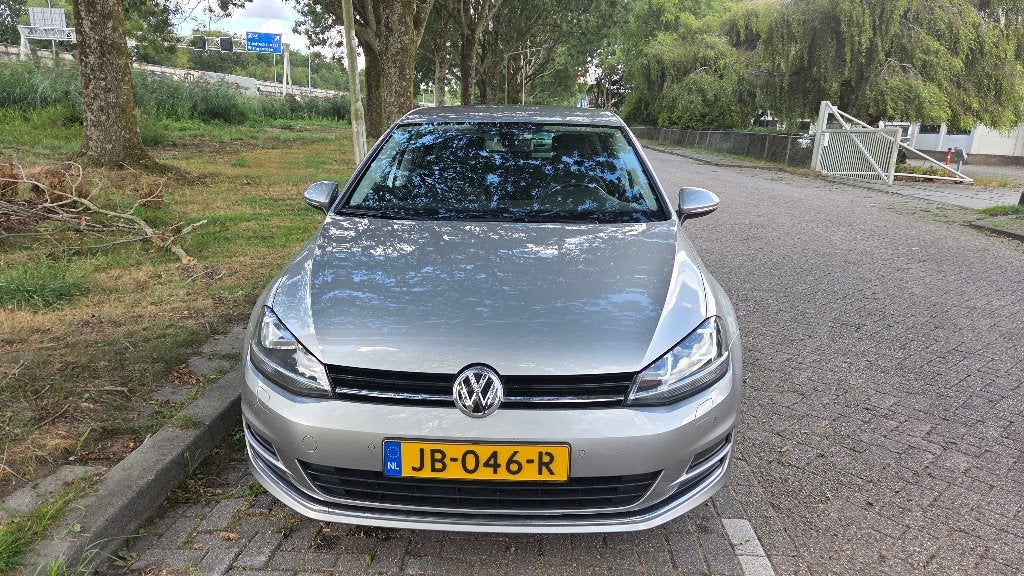 Volkswagen Golf 1.4 TSI 92KW 5D DSG 2016 Grijs, Auto's, 125 pk, 4 cilinders, Origineel Nederlands, 1395 cc