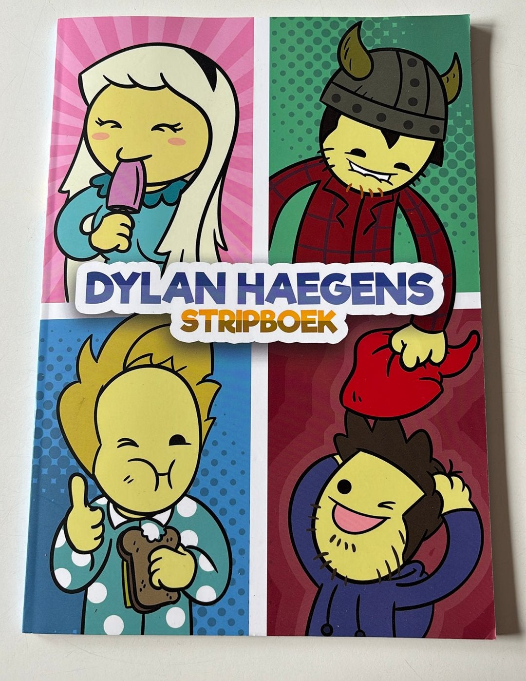 Dylan Haegens - Dylan Haegens Stripboek, Boeken, Fictie algemeen, Dylan Haegens, Ophalen of Verzenden, Zo goed als nieuw