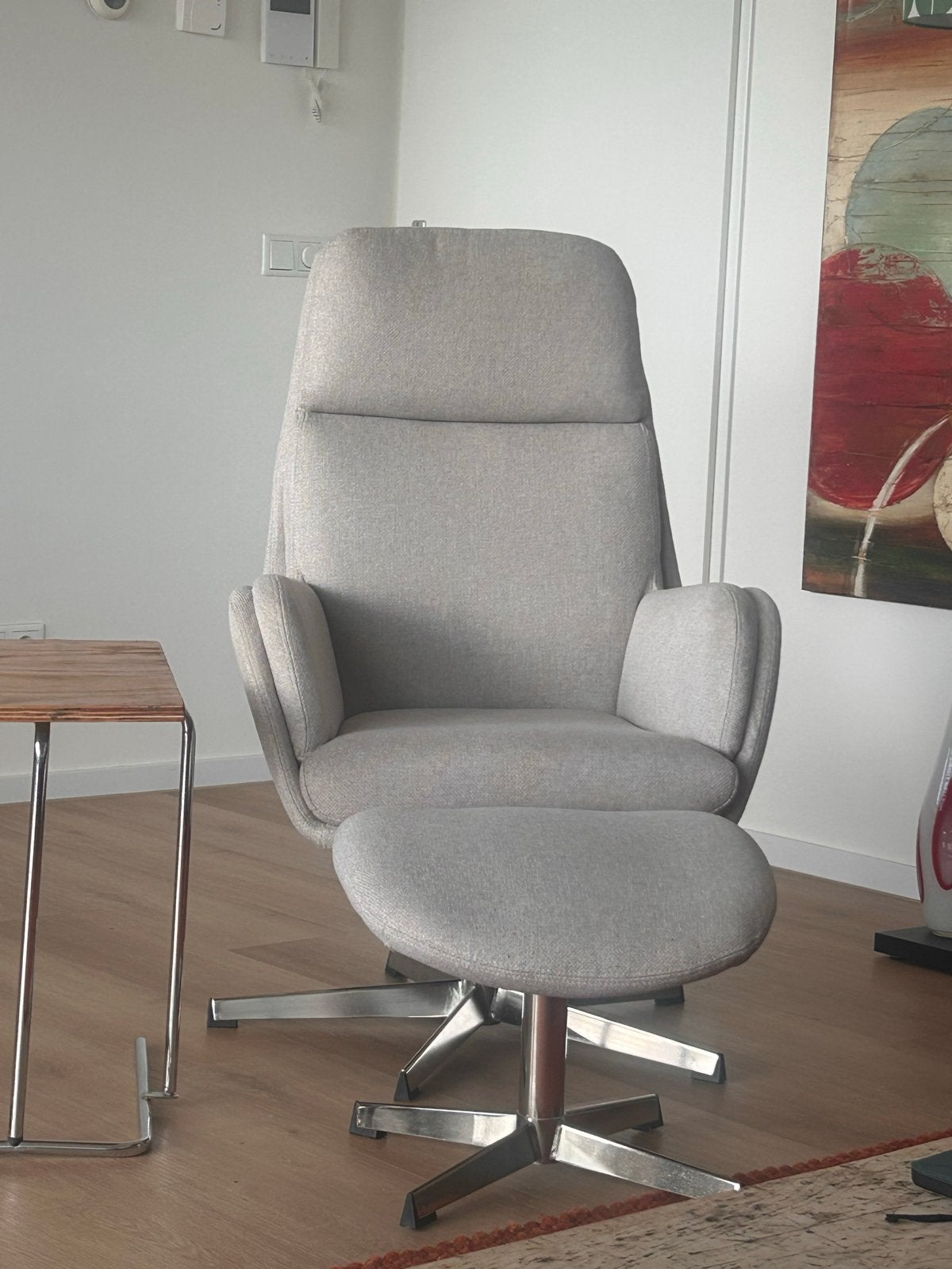 JYSK Tankedal Fauteuil met Voetenbank - Beige, Ophalen, 75 tot 100 cm, Zo goed als nieuw, Stof