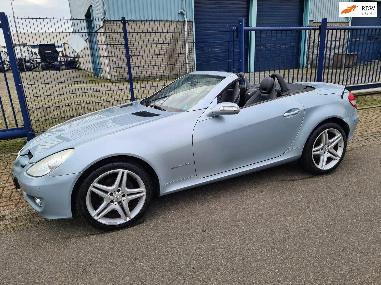 Mercedes-Benz SLK 200 AMG Kompressor*6-BAK*LEER*ZEER MOOI!, Auto's, Achterwielaandrijving, Zwart, 4 cilinders, Blauw