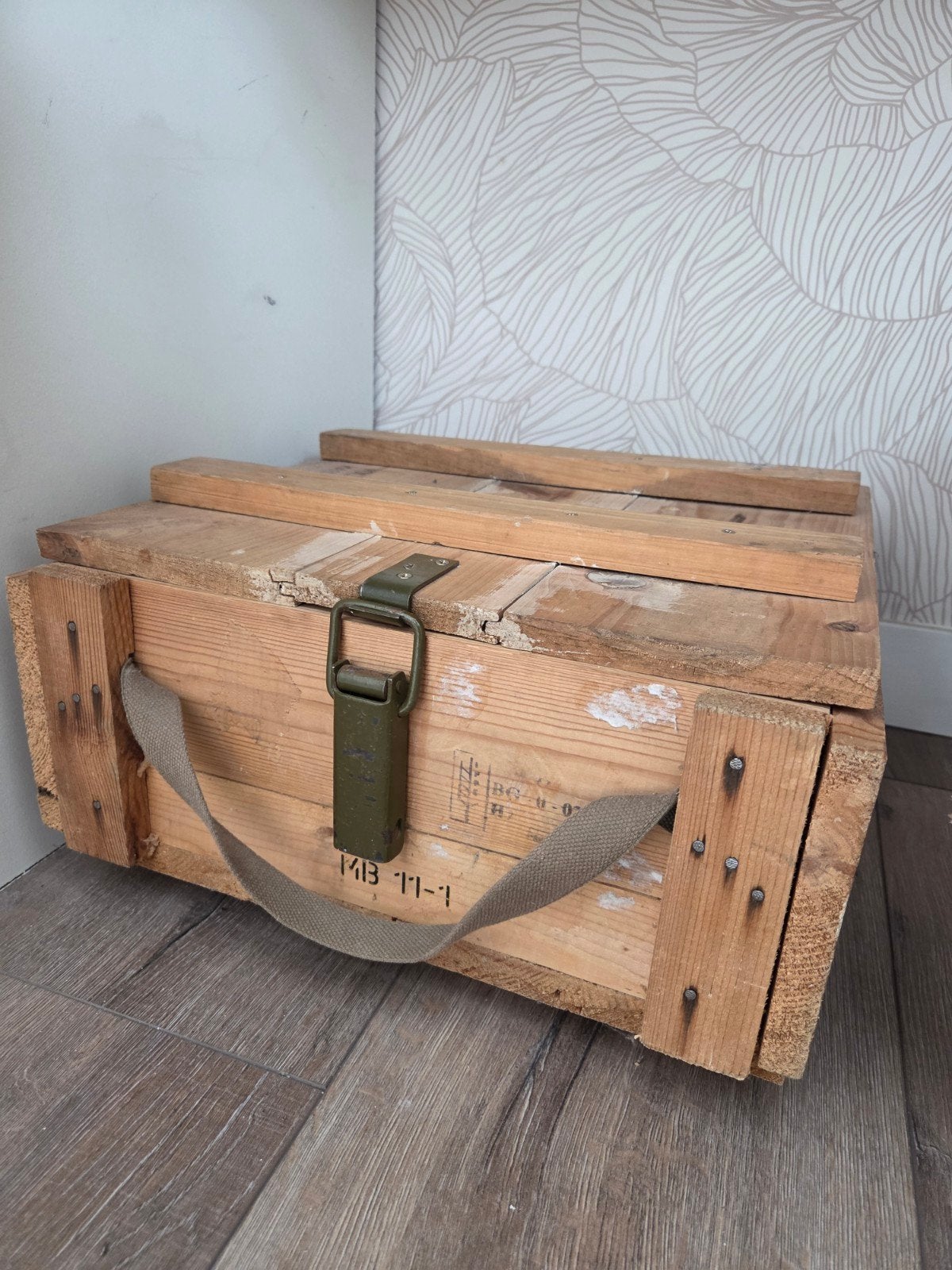 Houten munitie kist met deksel en handvat, Huis en Inrichting, Ophalen, Minder dan 50 cm, Gebruikt, Minder dan 50 cm