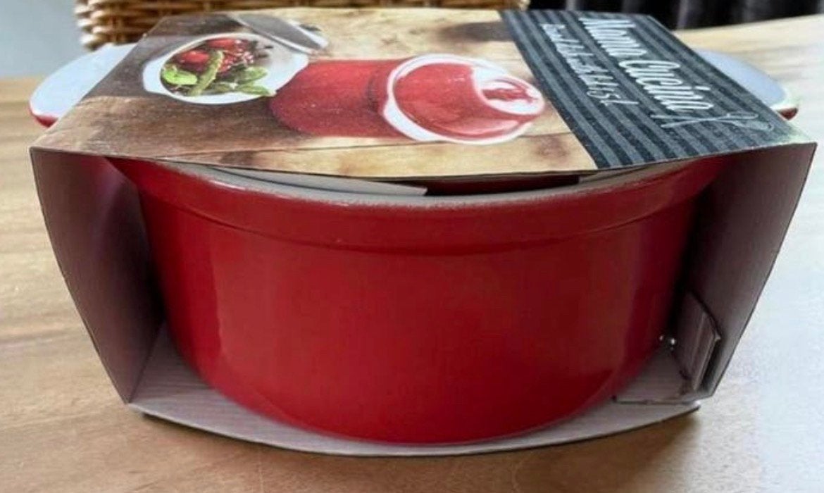 2 Nieuwe Mama Cucina 1.5 L oven dekschalen per stuk €10, Huis en Inrichting, Keuken | Potten en Pannen, Ophalen, Nieuw, Overige materialen